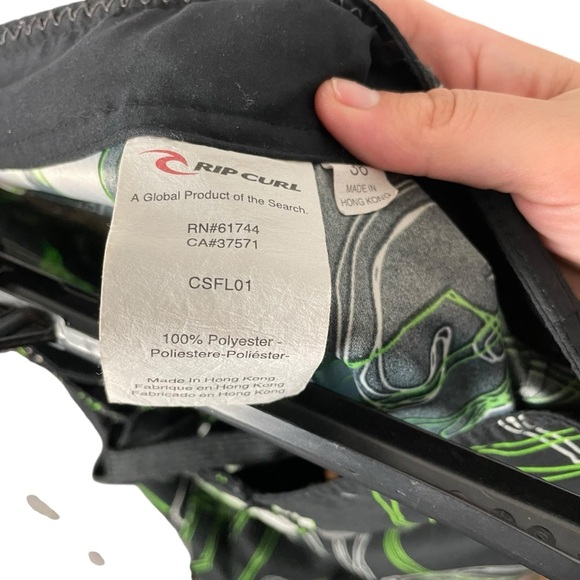 Rip Curl Floral Board Shorts Black Green White Size 36 Swim Trunks - Picture 5 of 7